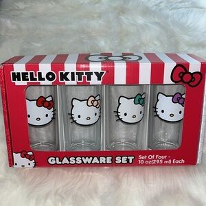 🆕 Hello Kitty Glassware Set of 4
